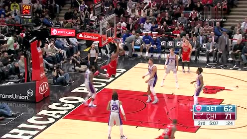【NBA集锦】怀特巧妙长传 助攻卡特空接完成暴扣