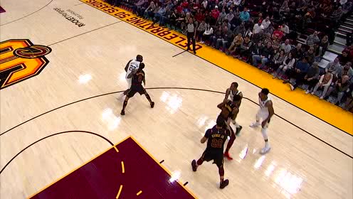 【NBA集錦】擋拆配合 希爾手起刀落三分飆中