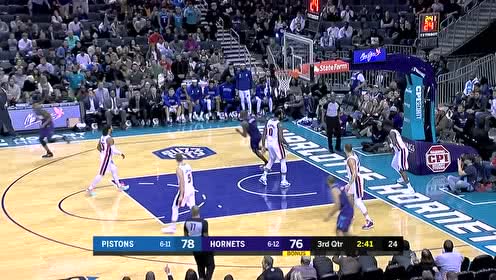 【NBA集锦】一言不合就开秀 比永博飞身灌篮嗨翻全场