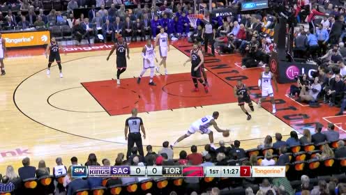 【NBA集錦】雙人圍堵也攔不住我！希爾德手起刀落底角三分命中