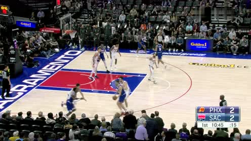 【NBA集锦】希尔德击地妙传 霍尔姆斯空位接球双手虐筐