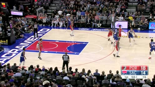 【NBA集锦】费雷尔埋伏底角静候传球 三分出手精准命中