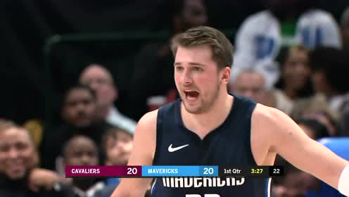 【NBA集錦】已成為常規(guī)操作 東契奇后撤步冷血射大雕