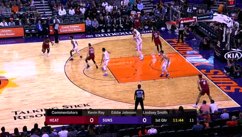 【NBA集锦】开场就发威 巴特勒直杀篮下上篮打进