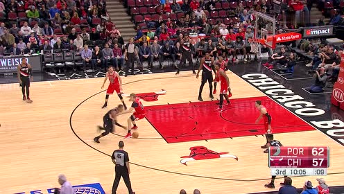 【NBA集錦】孩子又太難了！CJ籃下抽絲剝繭強(qiáng)起上籃