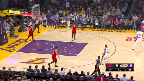 【NBA集錦】得分就是這么容易！詹姆斯持球過掉加索爾空中小拉桿打進(jìn)