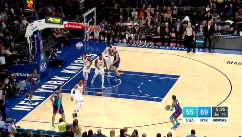 【NBA集锦】天下武功唯快不破 格拉汉姆再送转换三分打停尼克斯