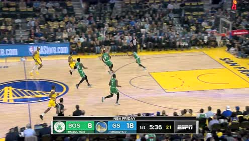【NBA集锦】bingo!绿军丢失前场板拉塞尔快攻超远三分打进