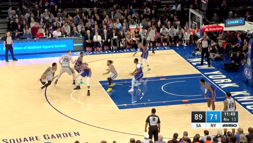 【NBA集锦】有防守才有反击 尼利基纳抢断反击一条龙双手暴扣