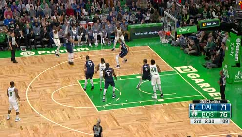 【NBA集錦】太硬了 沃克連續(xù)兩記三分絲毫不給對手機會