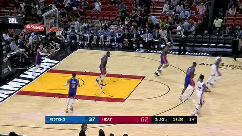 【NBA集锦】道高一尺魔高一丈 鲁滨逊肯纳德对飙三分秀本领