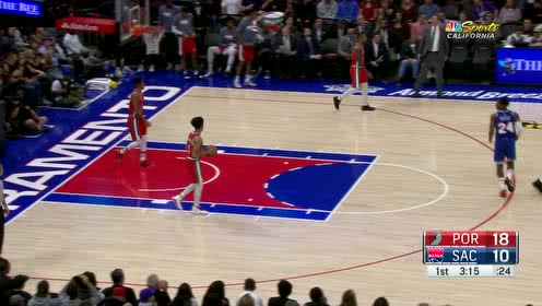 【NBA集锦】博格达诺维奇一记回手掏 助飞希尔德行进间暴扣