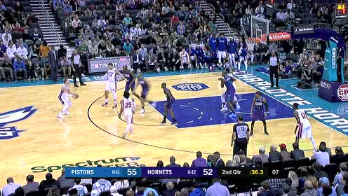 【NBA集锦】越投越有 肯纳德弧顶三分手起刀落