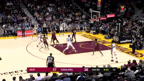 【NBA集錦】嫻熟的擋拆配合 阿德巴約籃下接球雙手重扣