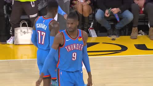 【NBA集錦】保羅擊地復(fù)古妙傳 諾埃爾單臂砸扣得分