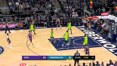 【NBA集锦】关键时刻力挽狂澜 乌布雷三分百步穿杨反超比分