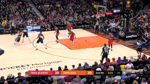 【NBA集錦】奧斯曼連線拋投 湯普森空接劈筐勢大力沉