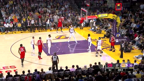【NBA集錦】這湖人可不好受了！ 托馬斯壓哨跳投命中最后5秒拿5分