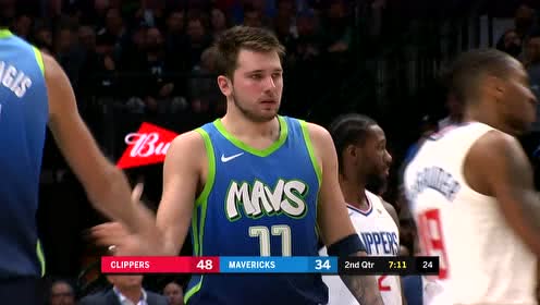 【NBA集錦】一萬次心理博弈 東契奇小細(xì)節(jié)拉滿拋投打進2+1