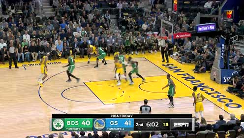 【NBA集锦】这种内线真是好用 考利斯坦灵机一动闯入内线接饼暴扣