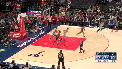 【NBA集锦】比比谁更准？托马斯横移三分命中福布斯强势回应