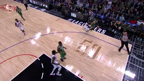 【NBA集锦】真是球场上的好演员 贝弗利“假摔碰瓷”塔图姆骗过裁判