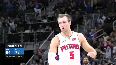 【NBA集锦】跻身联盟顶级射手 肯纳德干拔三分霸气庆祝