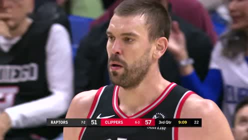 【NBA集錦】弧頂開炮流星追日 小加空位三分撕裂網(wǎng)窩