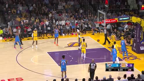 【NBA集錦】加里納利轉(zhuǎn)身瘋狂往里突！歪身一個挑籃2+1得手