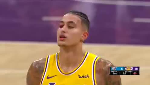 【NBA集錦】庫茲馬被戳傷眼眶血流滿面 詹姆斯憤怒向裁判抗議