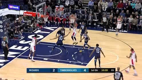 【NBA集錦】發(fā)揮臂展優(yōu)勢 托馬斯頭頂機警揮手補籃續(xù)弦