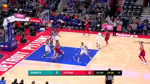 【NBA集锦】还是那个超级前锋!格里芬硬凿内线抛投打进