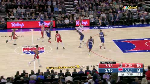 【NBA集锦】还得靠利指导 利拉德快攻打进飘逸中投