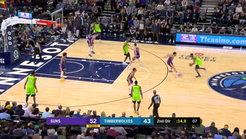 【NBA集锦】怒摔保温杯 维金斯灵蛇出洞飞身上篮建功