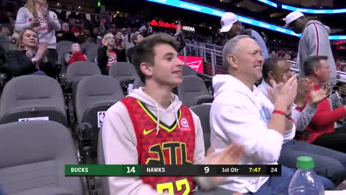 【NBA集錦】帕克虎口奪食搶斷字母哥 無視防守籃下打進無解球