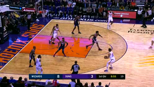【NBA集锦】布克直冲内线犀牛望月 沙里奇外线接球三分神射一发入魂