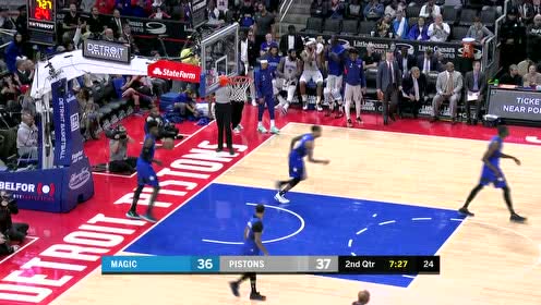 【NBA集锦】漂亮的转换进攻！米哈伊柳克手起刀落三分精准命中