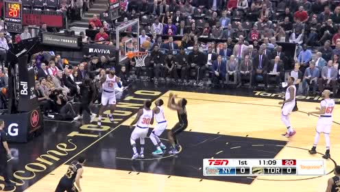 【NBA集锦】西亚卡姆大马金刀快攻上篮 阿奴诺比黄雀在后补篮得手