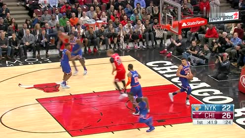 【NBA集锦】身高优势简直轻松 马尔卡宁错位单打轻松上篮