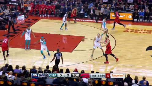 【NBA集锦】犀利干拔无视防守 鲍威尔三分开炮正中靶心