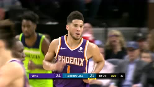 【NBA集锦】弹射起飞空中漫步 布克飘逸起飞单臂劈扣