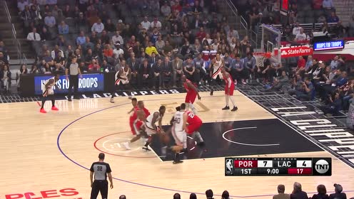 【NBA集錦】教科書般的古典打法 萊昂納德翻身中距離跳投穩(wěn)穩(wěn)命中