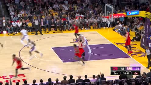 【NBA集錦】不能辜負(fù)老大助攻 麥基接詹姆斯傳球反身單手劈扣點(diǎn)燃全場