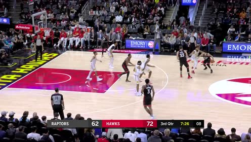 【NBA集錦】用速度強(qiáng)吃大個子 范弗里特直搗黃龍反手上籃命中