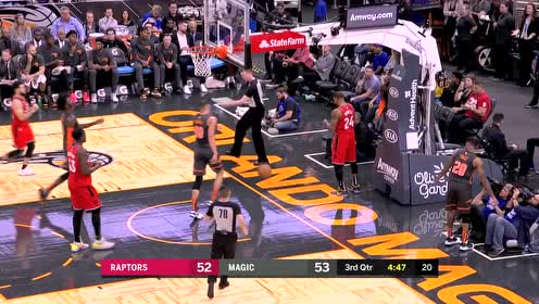 【NBA集錦】攻防一體 鮑威爾搶斷反擊一條龍打成2+1