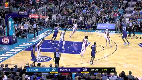 【NBA集锦】拼的就是速度 罗斯长途奔袭上篮得手