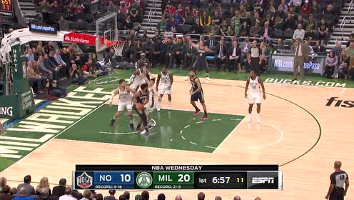 【NBA集錦】沒有機(jī)會(huì)就單干 英格拉姆直沖內(nèi)線強(qiáng)硬上籃1V3