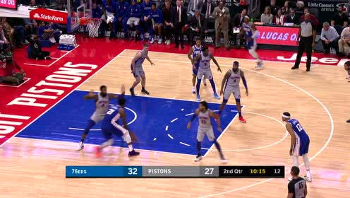 【NBA集锦】秀就完事儿了 恩比德梦幻脚步小打板给庄神上一课！