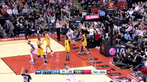【NBA集锦】发生的太突然 阿奴诺比疾驰长传鲍威尔滑翔冲天上篮