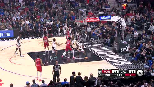 【NBA集錦】這就是超巨的能力 安東尼虛晃后干拔跳投輕松取分